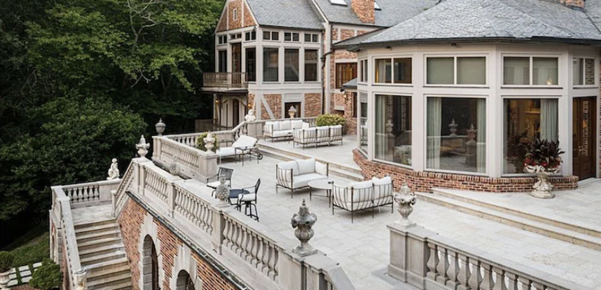 English Tudor near Atlanta in Sandy Springs