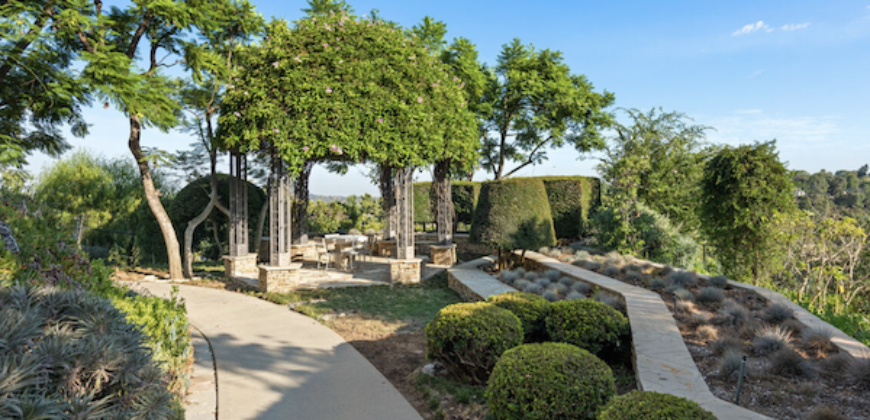 Bel Air Mansion – Private Oasis in Los Angeles