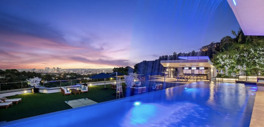 New villa in Los Angeles